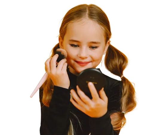 Beautician and Makeup